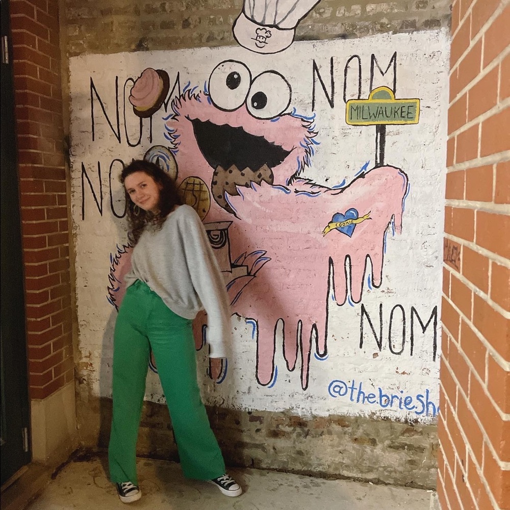 Meet your Posher, Emma